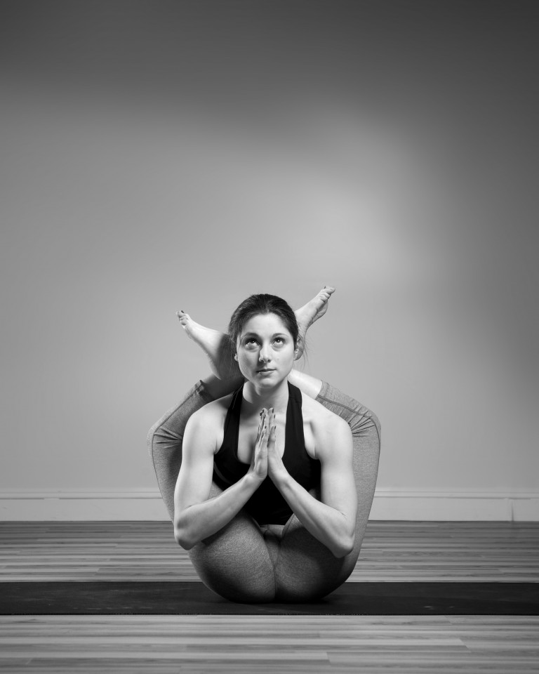 nicole_newman_dwi_pada_sirsasana_two_legs_behind_the_head_ashtanga